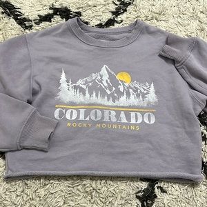 hollister | cropped sweatshirt “colorado”